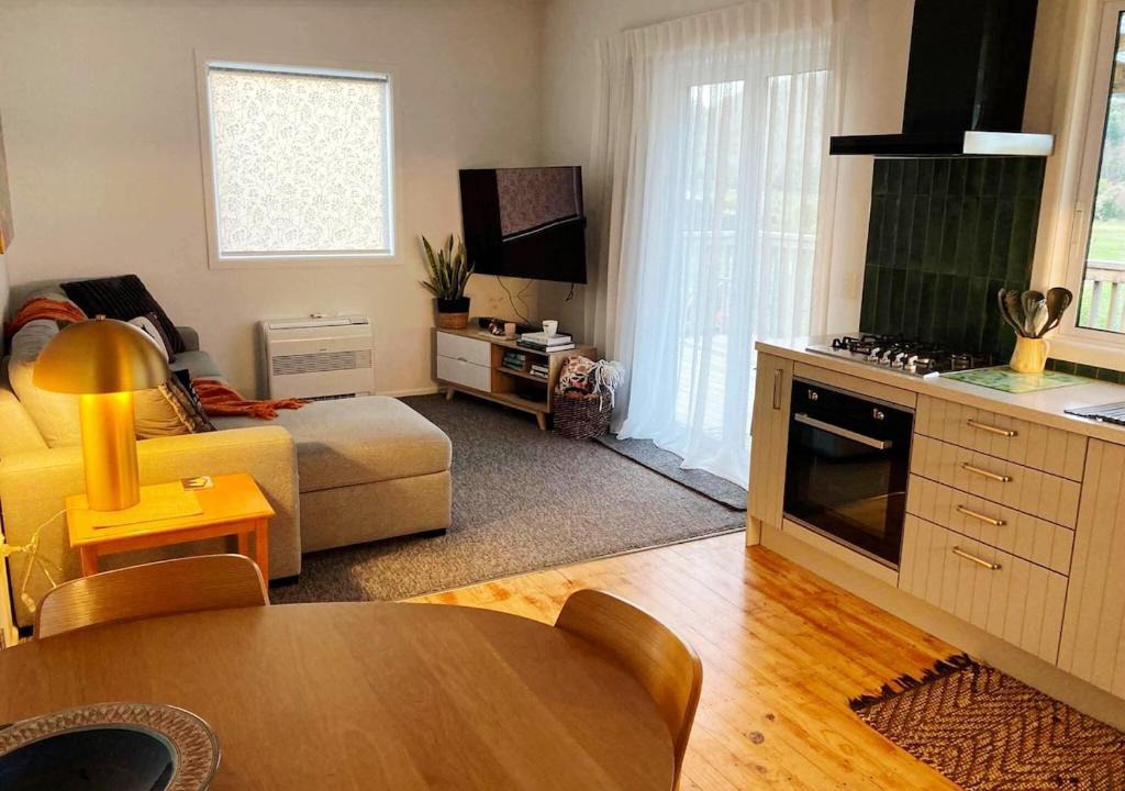 Mapua Villa | Pear Tree Cottage - Peaceful Retreat
