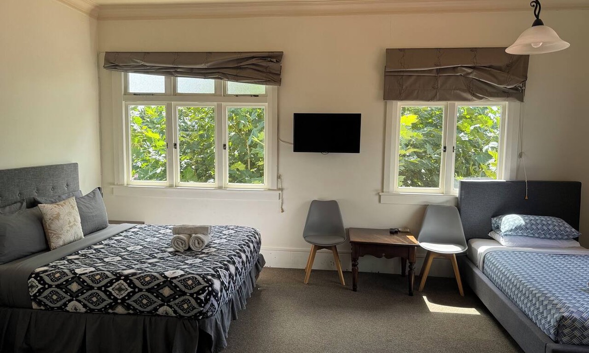 Cambridge Bed & Breakfast | Penmarric House - Self Check-in