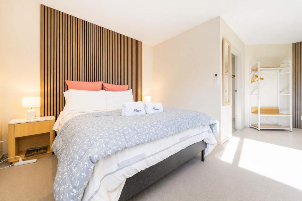 Burkes Pass Apartment | Pine Retreat -Cabin With Mountain Views