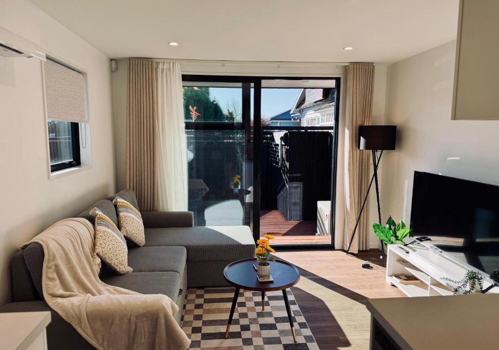 Riccarton House | Premium location - CBD & Hagley park