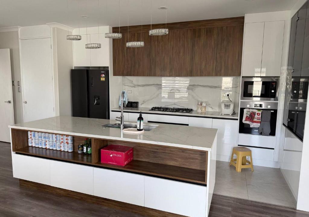 Auckland House | Private wonderful 6 Bedroom House in Flatbush
