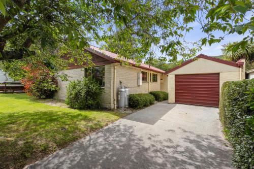 Arrowtown House | Rees on Reid - Arrowtown Holiday Home