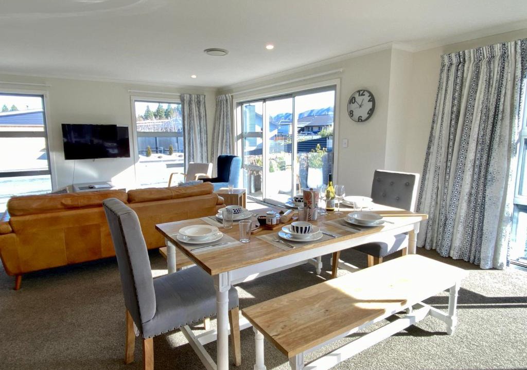 Twizel House | Relax, Refresh, Recharge