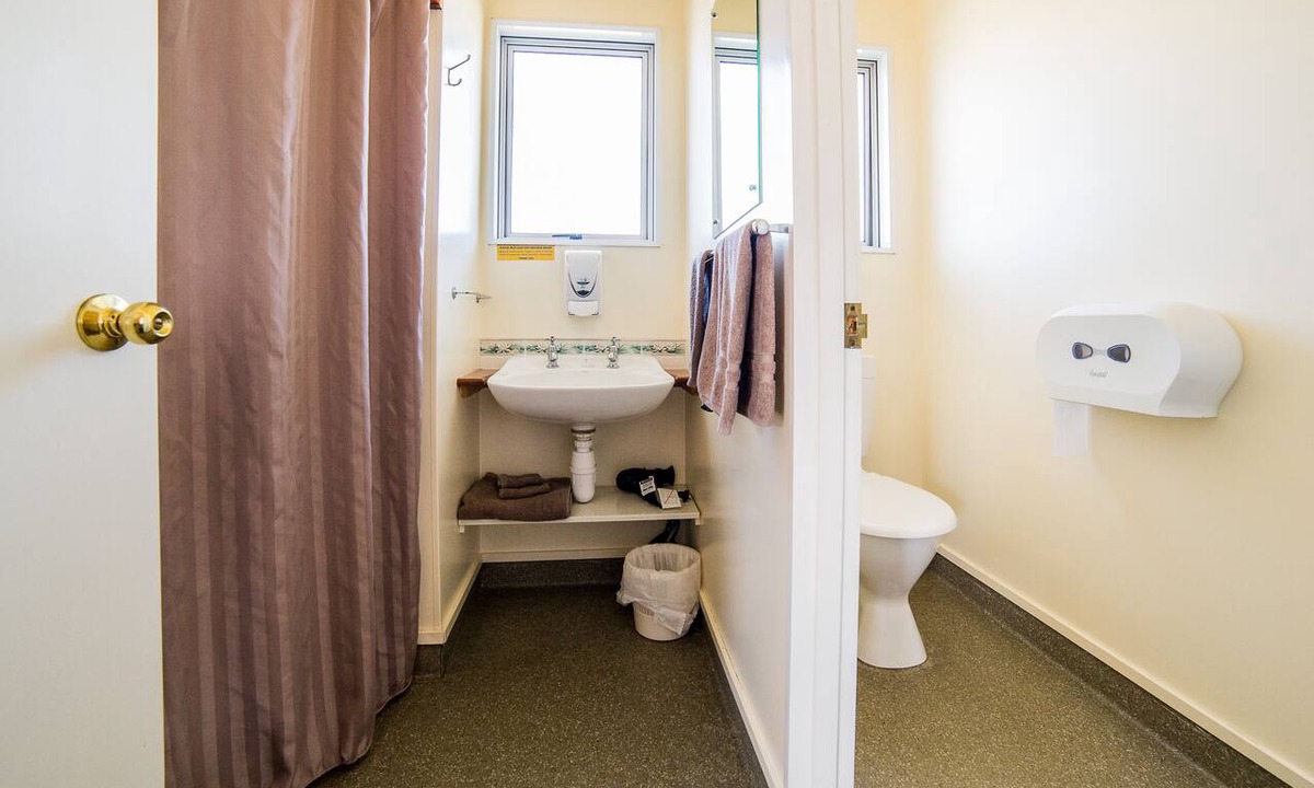 Richmond Hotel | Richmond Motel & Holiday Park