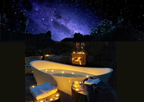 Waitomo District House | Ripples Retreat - Riverside Luxury