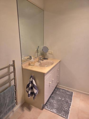 Epsom House | Rooms in an Epsom House