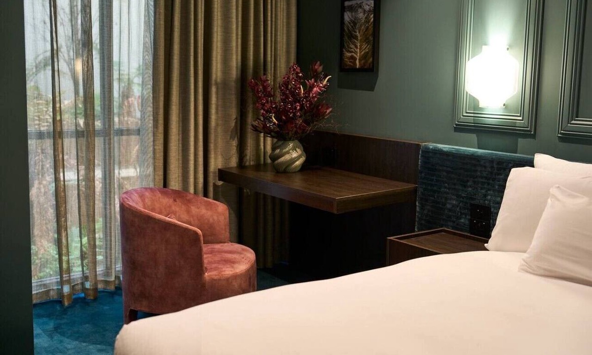 Auckland Central Business District Apartment | Serene Heritage Penthouse in the Heart of Auckland