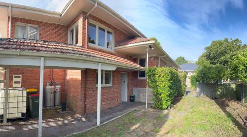 Manurewa House | Serene Home Close to Everything