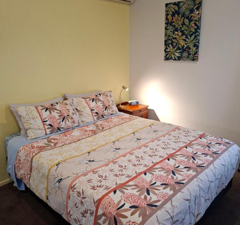 Hamilton East House | Spacious bedroom so close to Hamilton Gardens