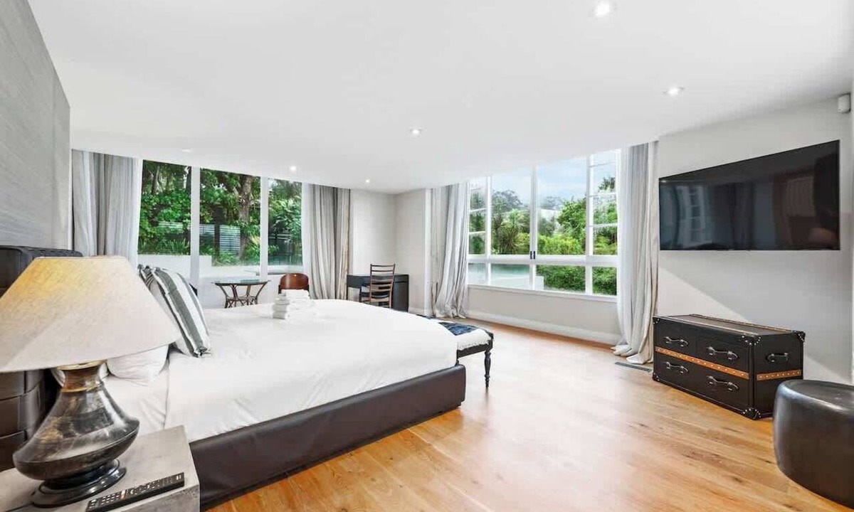 Parnell House | Spacious Parnell Home Near Auckland Domain Zodiak