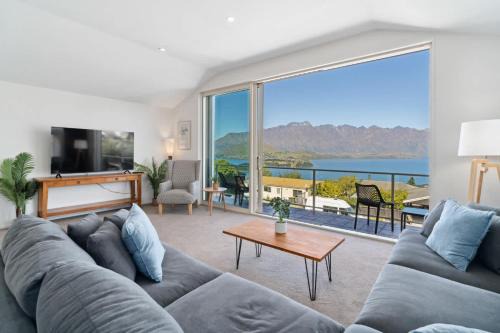 Fernhill House | Spectacular views large 3-bedroom house