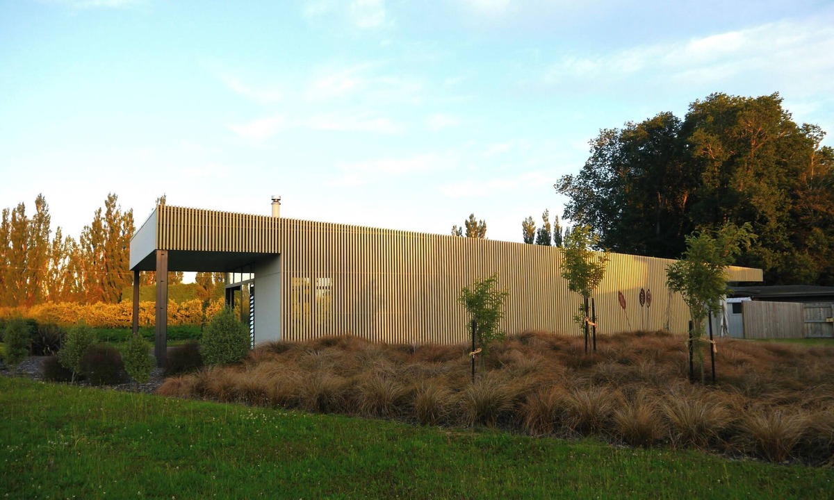 Greytown House | Stunning quiet home beside an orchard near Greytown village.