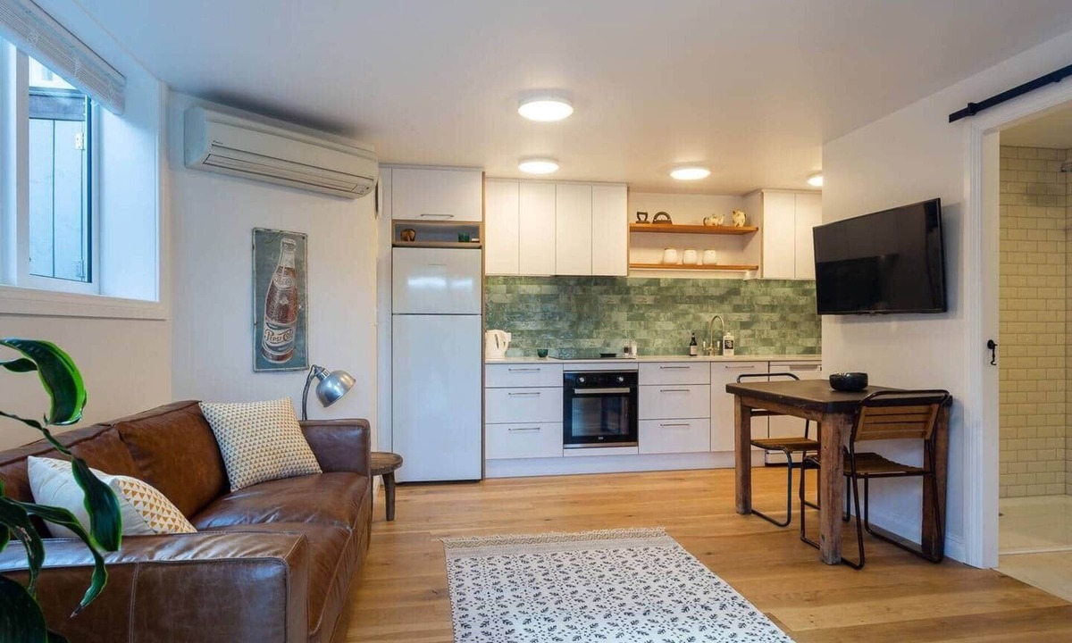 Three Kings House | Stunning Self-contained with Garden
