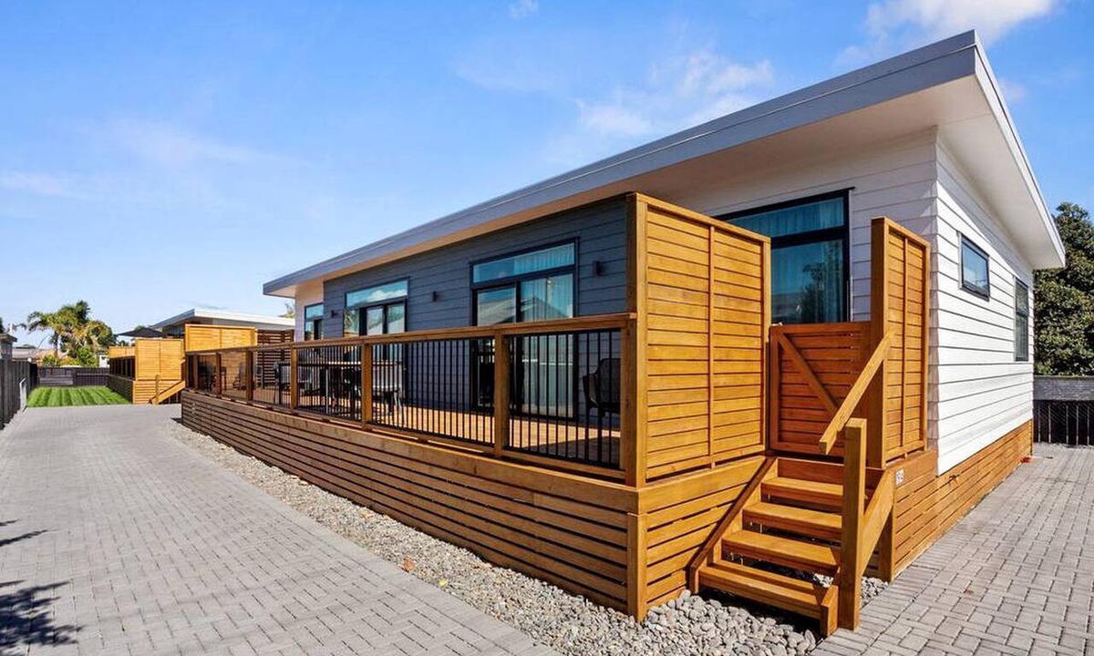 Waihi Beach Cottage | Stylish Glamping Haven at the Bay of Plenty - Perfect for Vacations in New Zealand