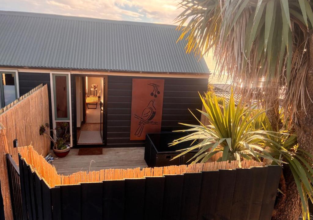 Christchurch Apartment | Sumner Seaview Hideaway