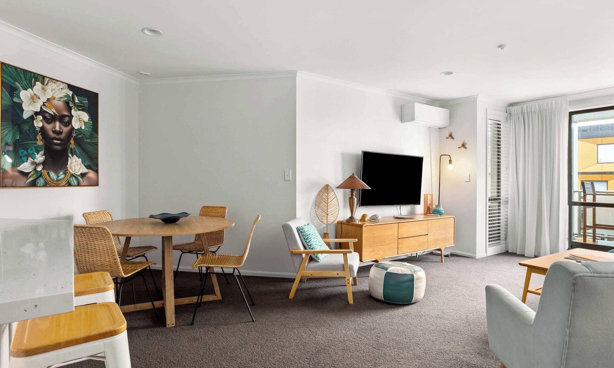 Mount Maunganui Apartment | Sundowner – Downtown Living, Sun Terrace & Parking By Five Star Focused