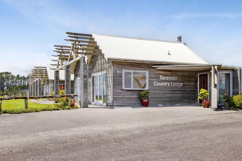 Tarurutangi Cabin | Taranaki Country Lodge