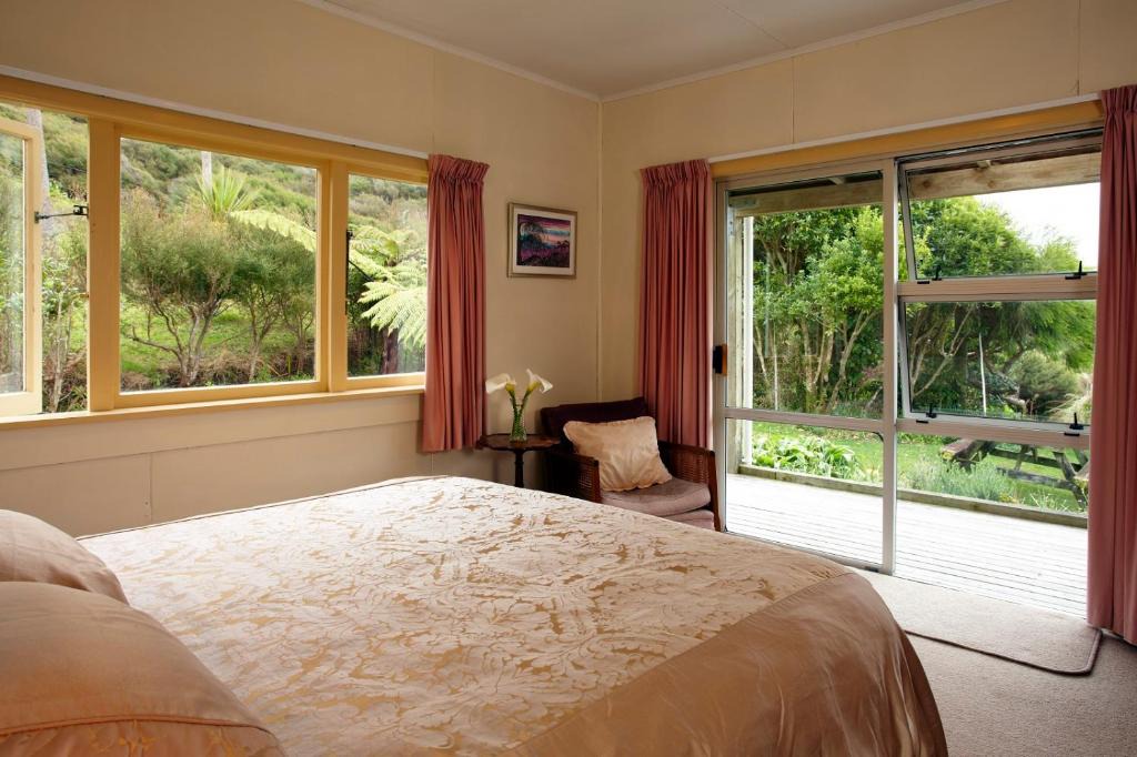 Anatori House | Te Hapu Coastal Cottages