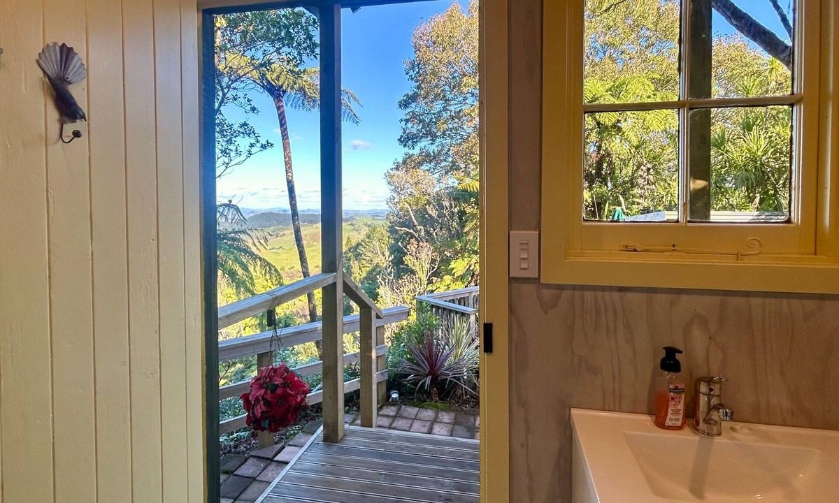 Waitomo Caves Cottage | Te Tiro Accommodation