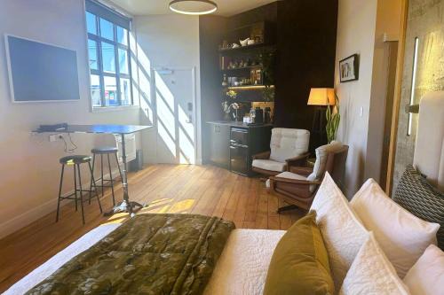 Martinborough Apartment | The Advocate
