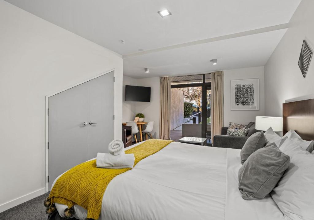 Queenstown Apartment | The Alps Studio