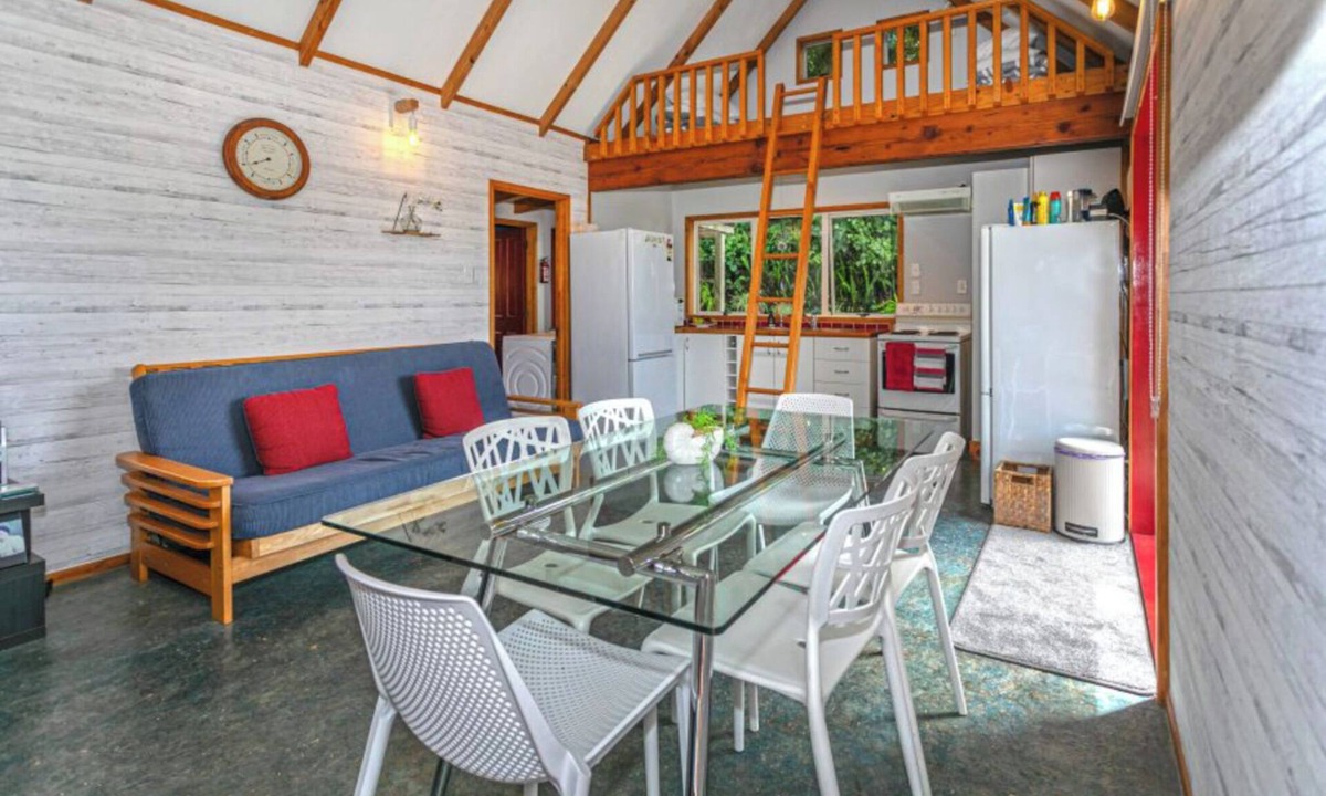 Tairua House | The Beach House - Tairua Holiday Home