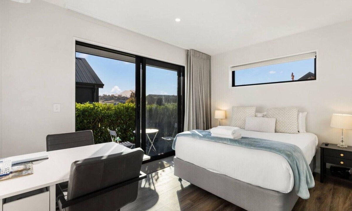 Wanaka Apartment | The Cosy Nook | Wanaka Studio & private entrance