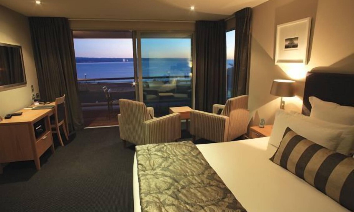 Ahuriri Hotel | The Crown Hotel Napier
