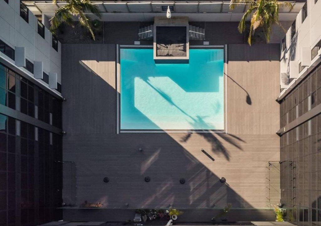 Mount Maunganui Apartment | The Hideaway - Gym, Sauna, Spa - Beach Access - Secure Parking