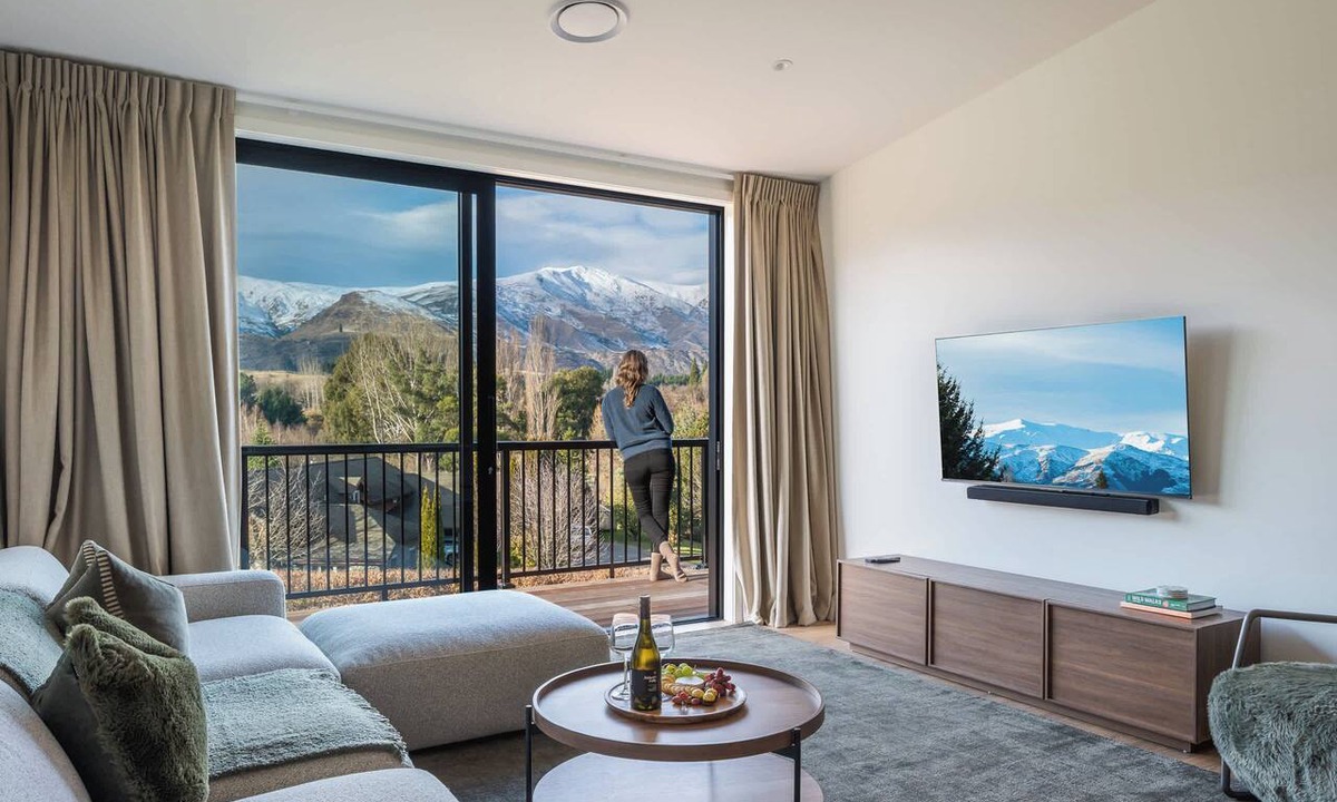 Lake Hayes House | The Lookout, BBQ, Free Parking, AC, Heating