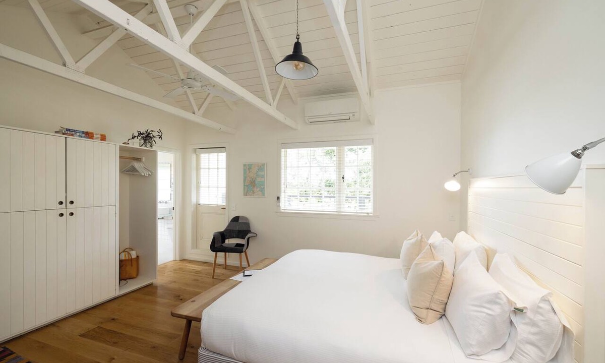 Oneroa Hotel | The Oyster Inn