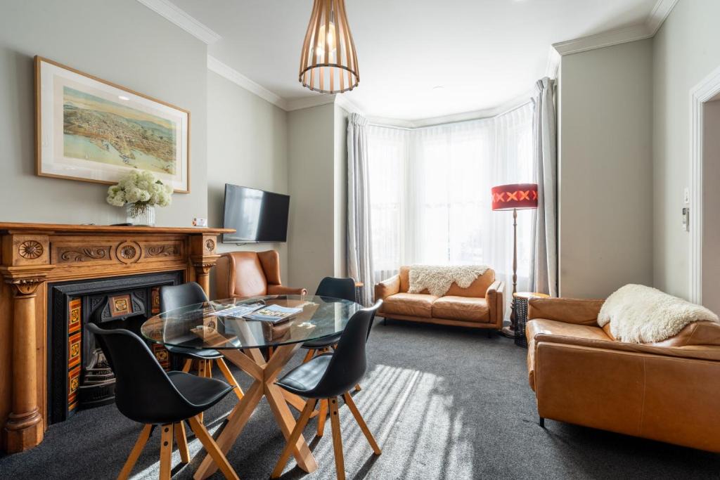 Dunedin City Centre House | The Peninsula House