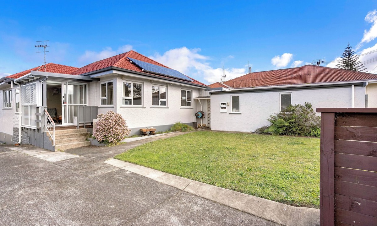 Tauranga House | The Quiet Nook - Tauranga Holiday Home