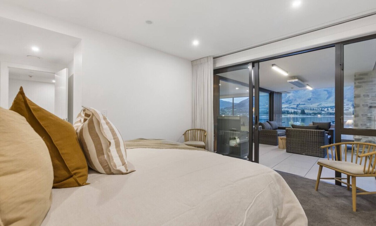Wanaka Apartment | The Rocks Apartment
