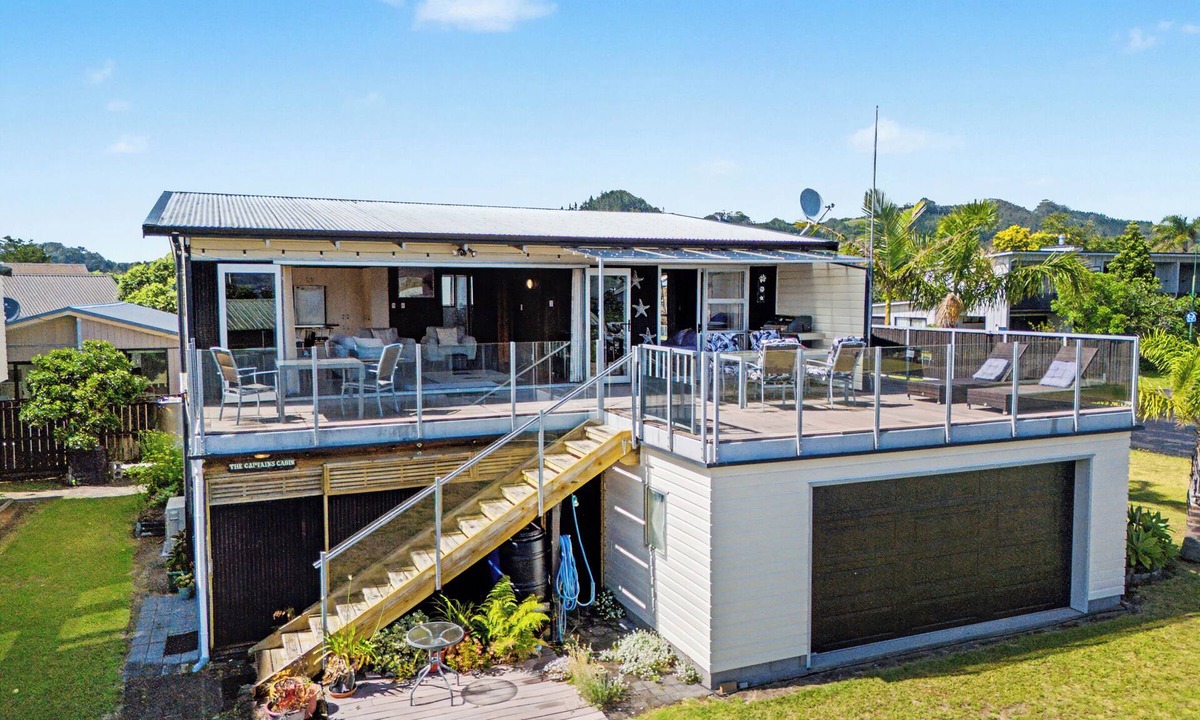 Cooks Beach House | The Summer Bach at Cooks Beach