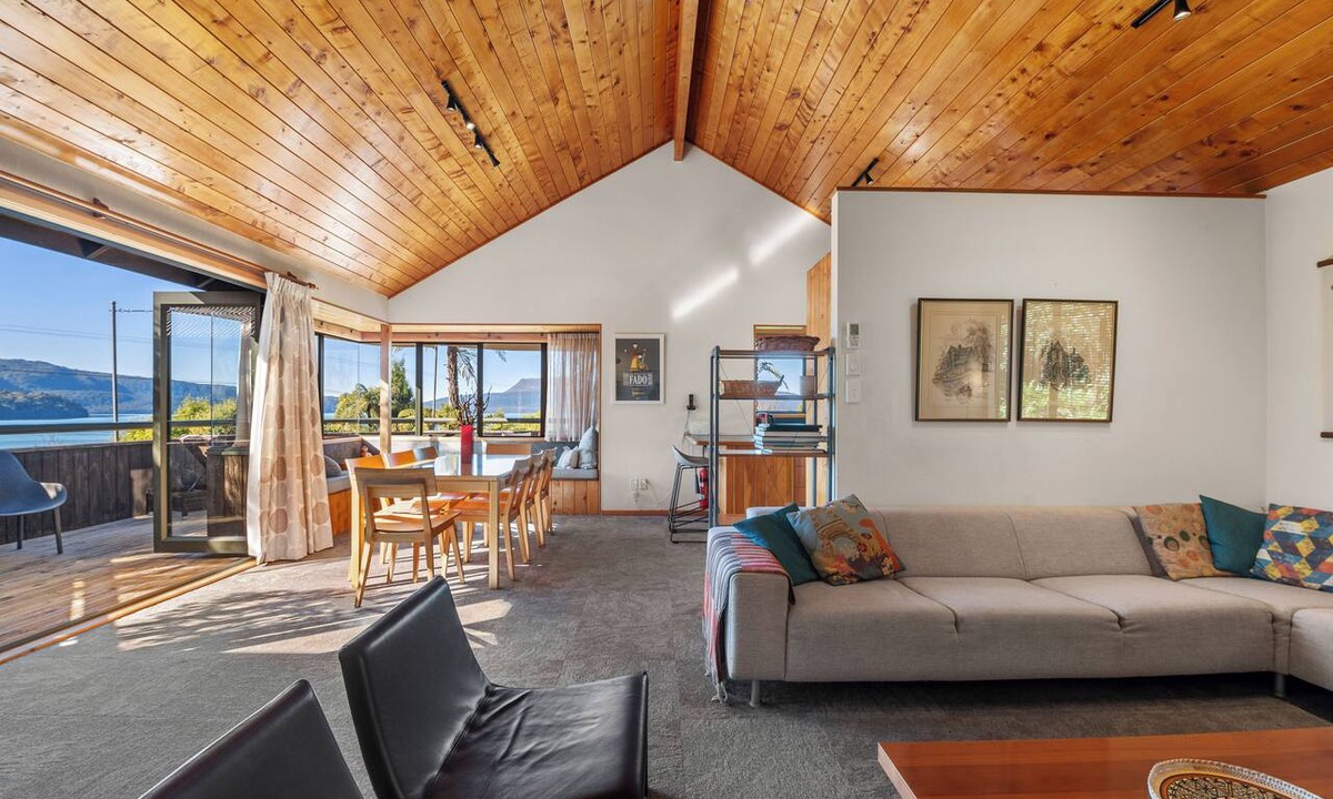 Lake Tarawera House | THE SWEET SPOT