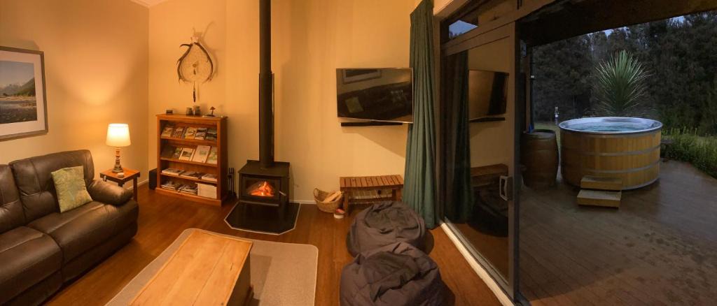St. Arnaud Villa | The Woodsman's Den