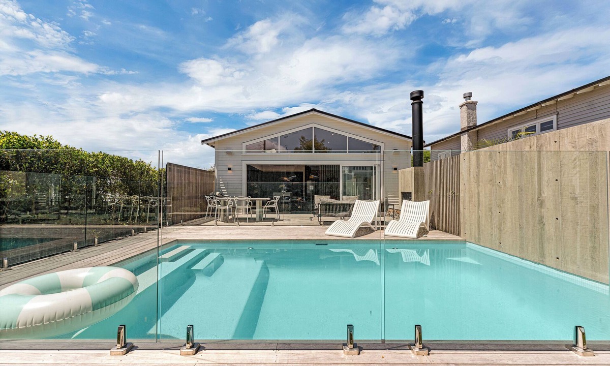 Westmere House | Timeless Style by Bespoke Stays