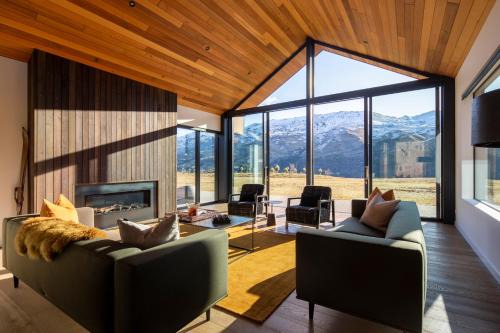 Dalefield Villa | Toka Lodge