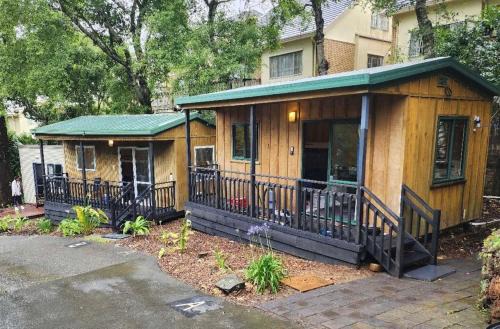 Greenlane - Ellerslie Hotel | Touchwood Motor Inn & Inner City Camping Ground