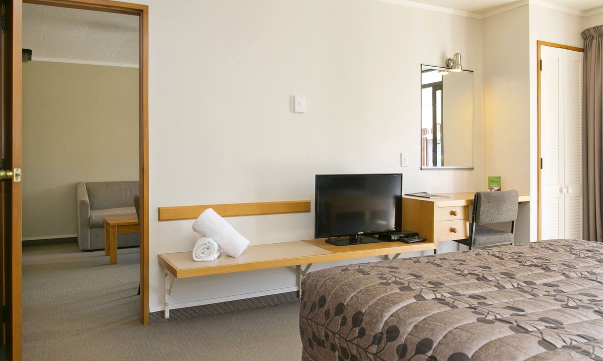 Turangi Hotel | Turangi Bridge Motel
