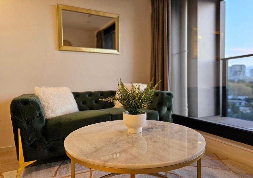 Auckland Central Business District Apartment | Urban Retreat - Central Auckland Stay