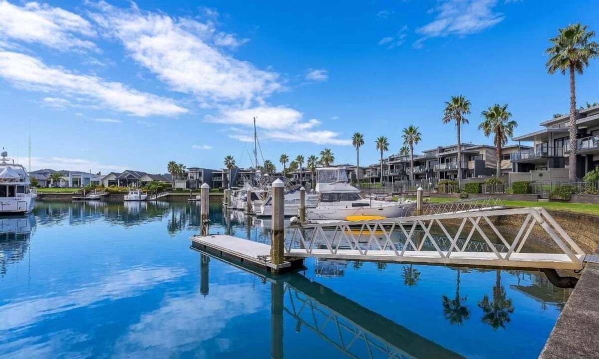 Whitianga Apartment | Villa One on the Waterways