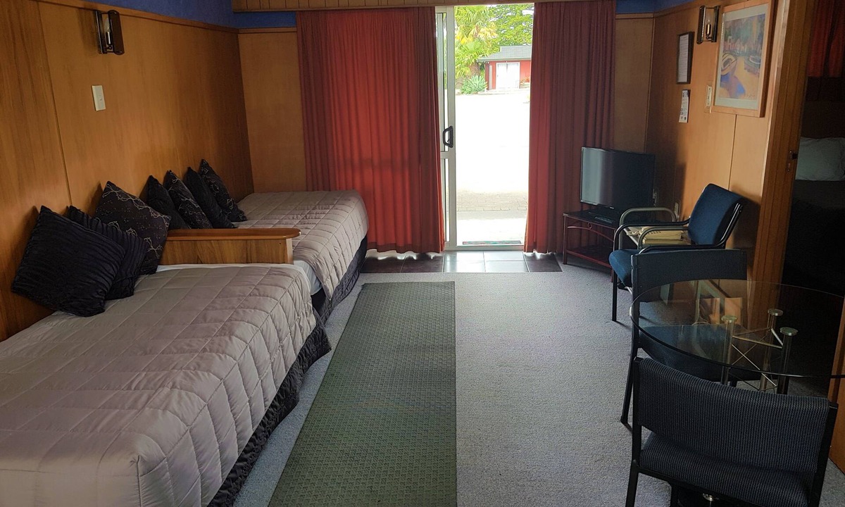 Wairoa Hotel | Vista Motor Lodge