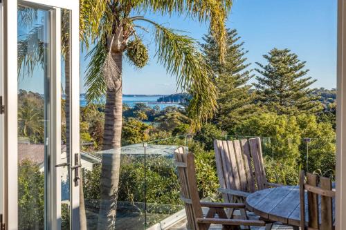 Ostend House | Waiheke Oasis - Your Summer Sanctuary