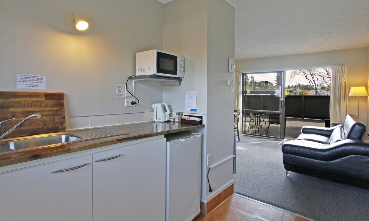 Warkworth Hotel | Walton Park Motor Lodge