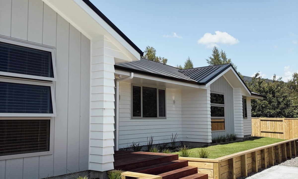 Turangi House | Warm and inviting getaway in Tūrangi with modern comforts, WiFi, and serenity