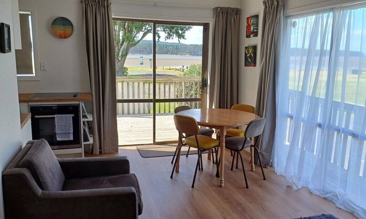 Port Waikato House | Water Front Magic with options