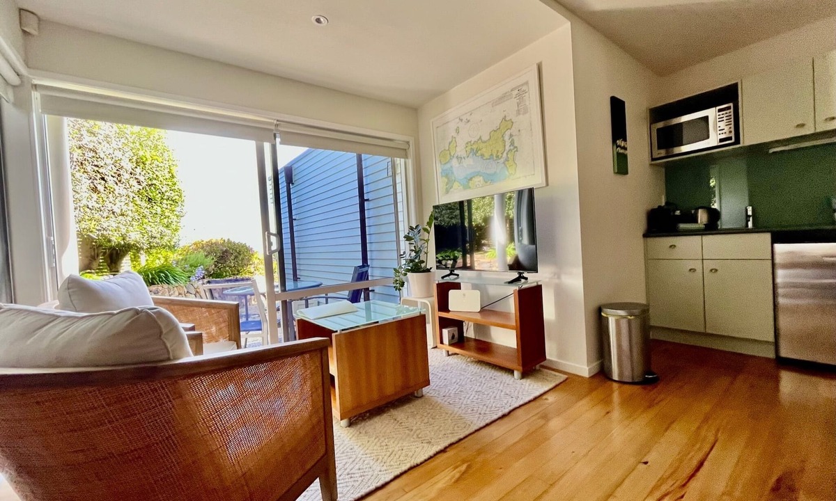 Oneroa Apartment | Watermark Studio Apartments