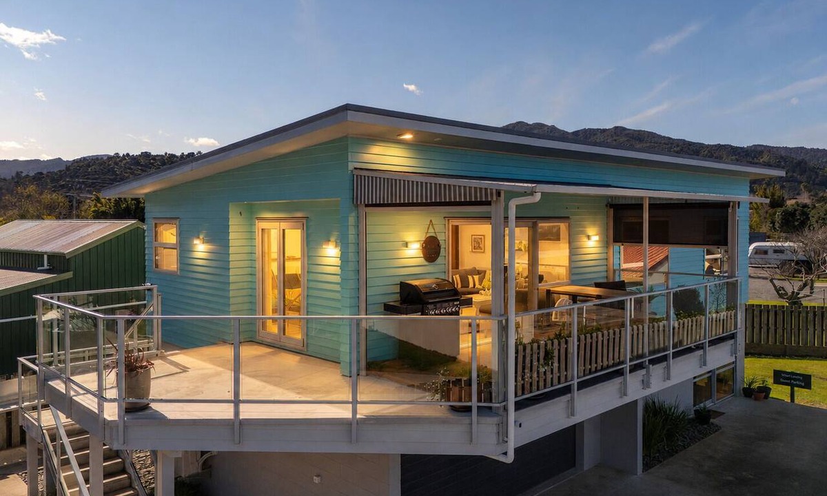 Coromandel Apartment | Wharf Landing: The Apartment
